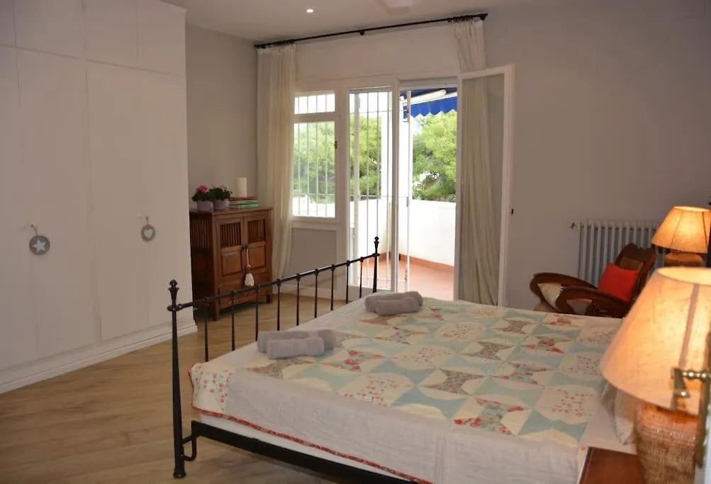 Villa Abu Lita 3 Minutos Andando Playa Renovada Piscina Y Jardin Xxl Autentico Lujo Sitges Spain