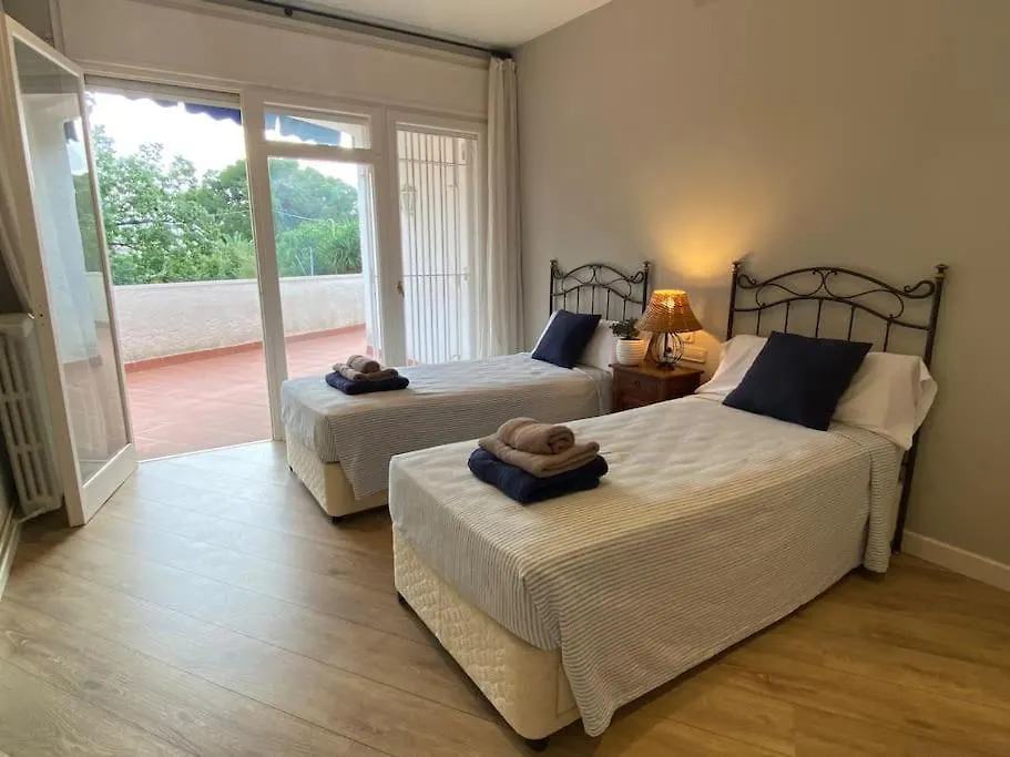 Villa Abu Lita 3 Minutos Andando Playa Renovada Piscina Y Jardin Xxl Autentico Lujo Sitges