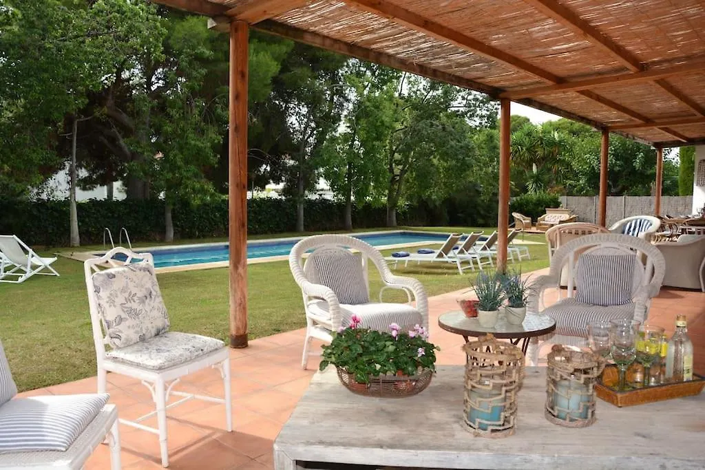 Villa Abu Lita 3 Minutos Andando Playa Renovada Piscina Y Jardin Xxl Autentico Lujo Sitges