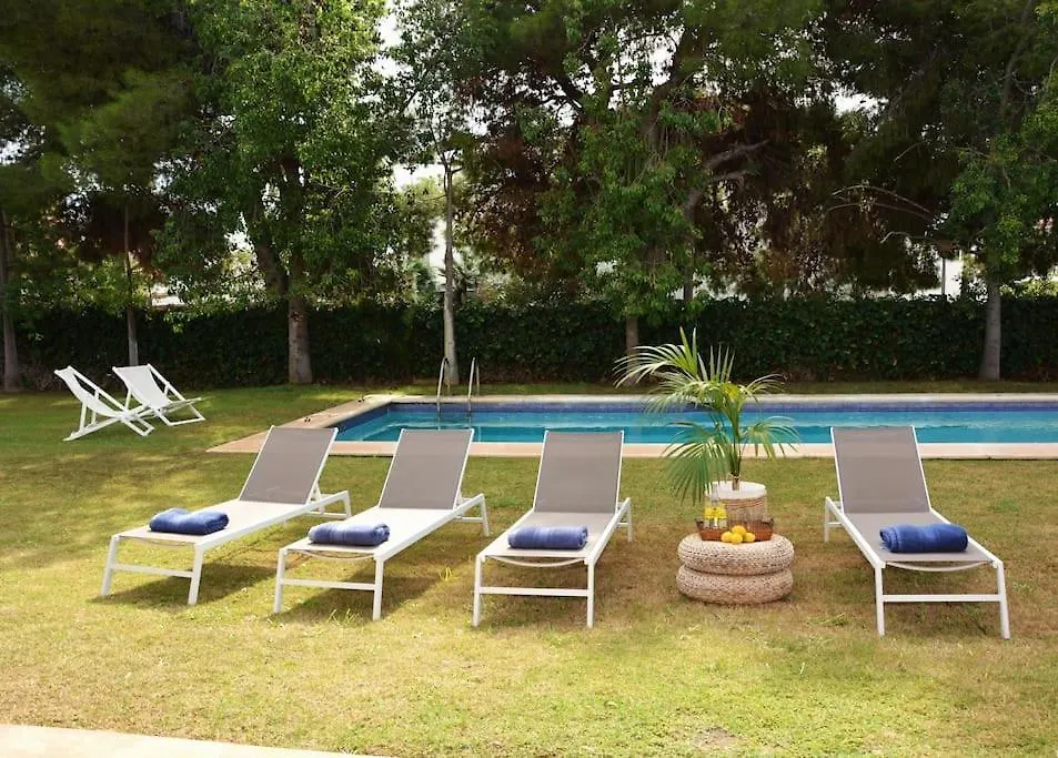 Villa Abu Lita 3 Minutos Andando Playa Renovada Piscina Y Jardin Xxl Autentico Lujo Sitges